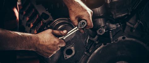 5 Essential Tools Every Diesel Repair Shop Should Have